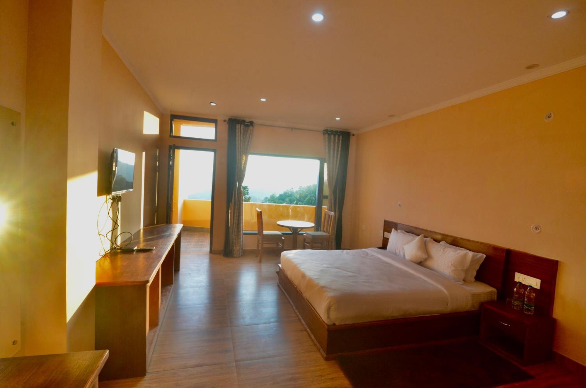 Uttarakhand Resort กอซานี ภายนอก รูปภาพ