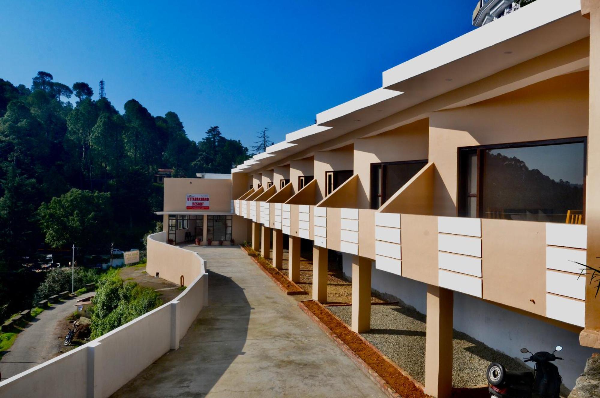 Uttarakhand Resort กอซานี ภายนอก รูปภาพ