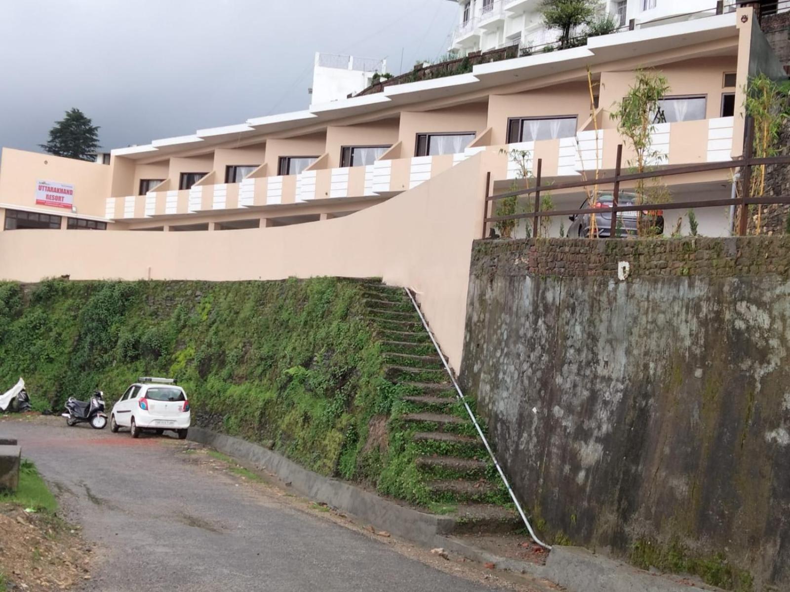 Uttarakhand Resort กอซานี ภายนอก รูปภาพ