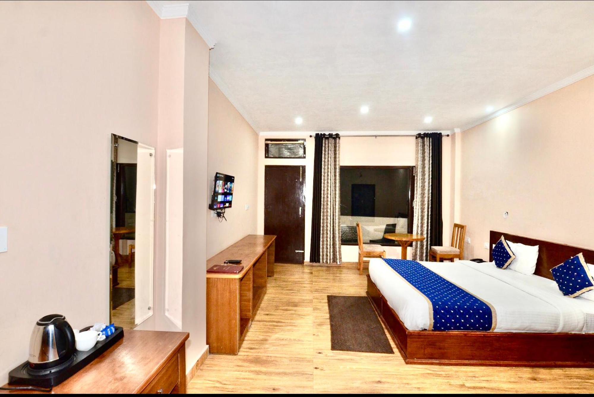 Uttarakhand Resort กอซานี ภายนอก รูปภาพ