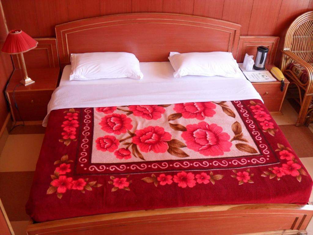 Uttarakhand Resort กอซานี ภายนอก รูปภาพ